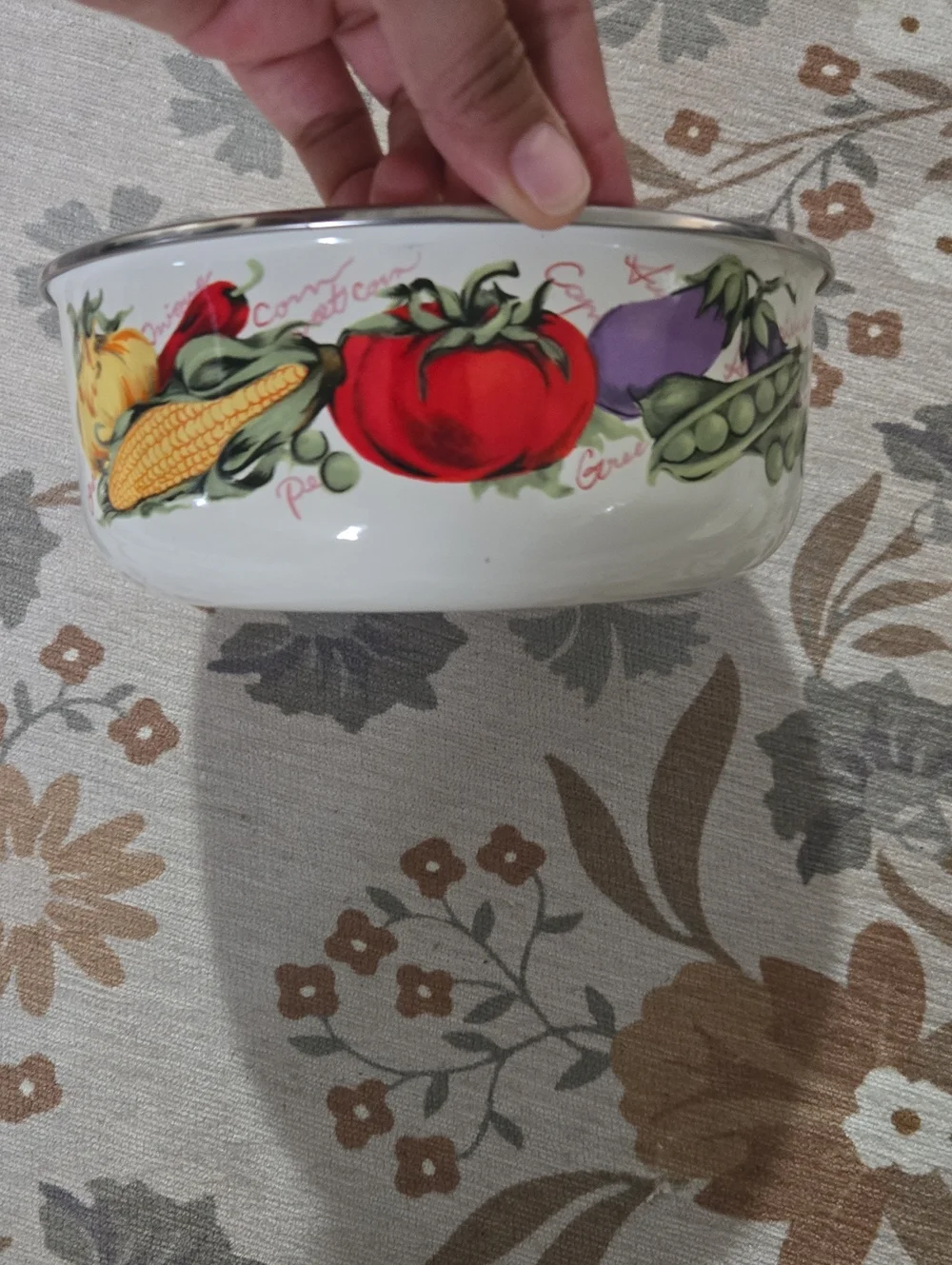 Vintage Farmers Market Enamelware 2 Nested Mixing Bowls Vegetable Design